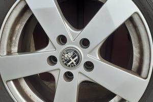 cerchi in lega 16 " con gomme 
