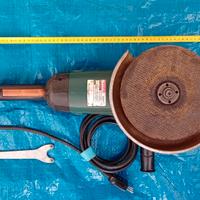 Smerigliatrice angolare Makita