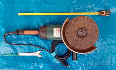 Smerigliatrice angolare Makita
