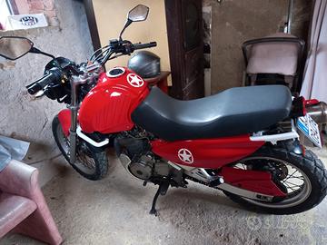 Suzuki XF Freewind 650