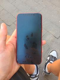 Iphone 11 red