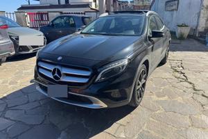 MERCEDES GLA 200 d Sport TETTUCCIO APRIBILE