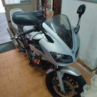Yamaha Fazer 600