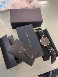 Daniel Wellington Classic Black Reading