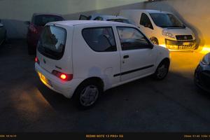 fiat 600