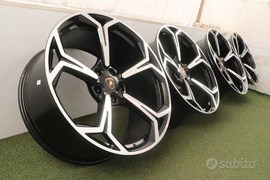 Cerchi in lega Lamborghini Urus 22 ORIGINALI
