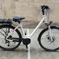 Bicicletta elettrica Ortler Bosch Purion Bianca