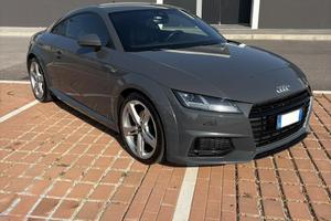 Audi TT 2.0 tfsi S-Line (incluso pass proprietà)