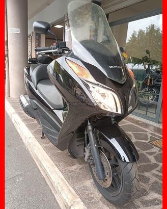 Honda forza 300 +0maggi0 casco+rate no busta+permu