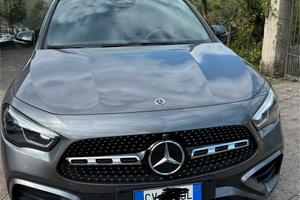 GLA 200D Premium AMG
