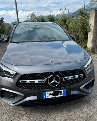 GLA 200D Premium AMG