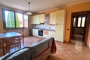 Appartamento di 55 m² con 2 locali e box auto a Po