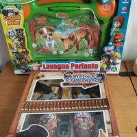 ART. 106 - 2 GIOCHI: LAVAGNA PARLANTE + PISTOLE CO