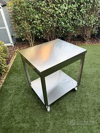 Carrello in acciaio per interni/ esterni