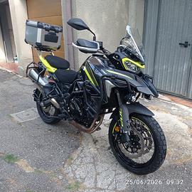 Benelli TRK 702 X
