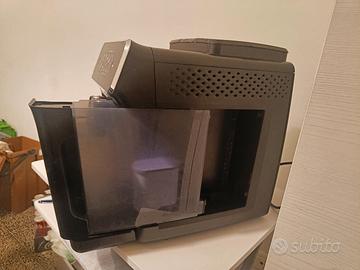 Philips 2200 series. Macchina con macina caffè