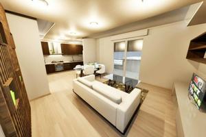 Appartamento di 150 m² con 3 locali e box auto a V