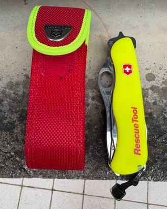 Victorinox Rescue Tool con fodero originale
