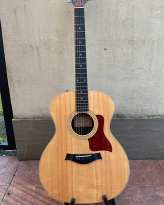 Taylor 214 e DLX