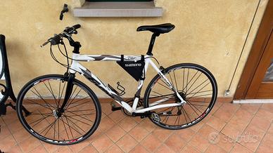 Bicicletta da corsa frera