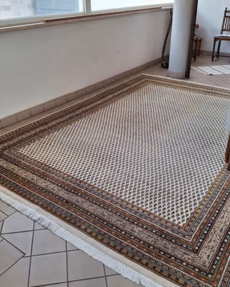 Grande tappeto pakistano