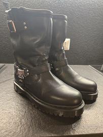 Dr Martens Aniston hi 