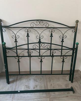 Letto in ferro completo di rete con doghe