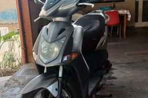 kymco agility 125 4 tempi  