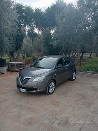 lancia Ypsilon 1.3 diesel Platino 