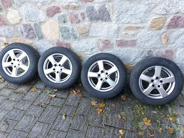 Cerchi Lega MAK 15"+Gomme invernali Michelin Alpin