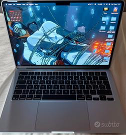 MacBook Air 13” 512 GB SSD 24 GB RAM come nuovo
