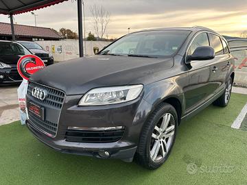 Audi Q7 *3.0*V6*TDI*QUATTRO*XENO*7POSTI*BOSE*GANCI