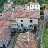 Rustico/Casale/Corte Borgo a Mozzano [UM190GB VRG]