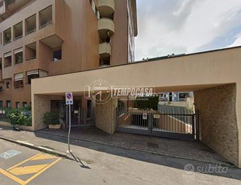 Box a Monza Via Francesco Querini