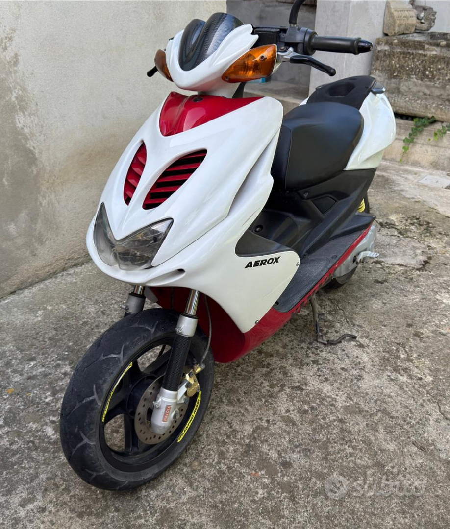 Modello Aerox Scooter Yamaha Aerox 50 Usato Yamaha Aerox 50 2t