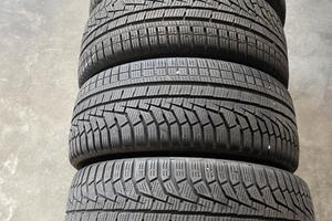 4 pneumatici invernali 205/45 R17