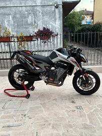 Ktm duke 790 a2 depo a libretto 10k km