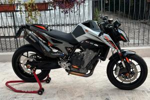 Ktm duke 790 a2 depo a libretto 10k km