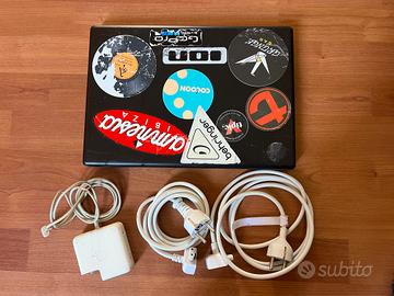 MacBook Nero 13" Vintage (Modello A1181) 