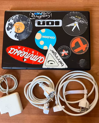 MacBook Nero 13" Vintage (Modello A1181) 
