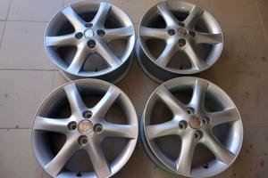 Cerchi in lega da 15 pollici per Toyota yaris