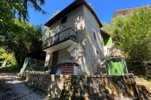 CASA INDIPENDENTE A SUBIACO