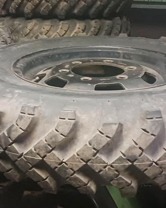 cerchioni più pneumatici 