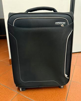 American Tourister trolley Spinner S (55cm - 38L)