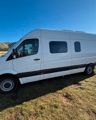 VOLKSWAGEN CRAFTER 2.0 140 CM (M1)