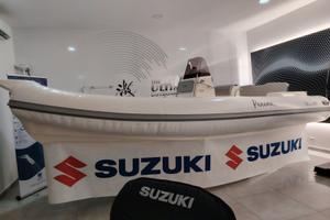 Gommone nuovo mai messo in acqua