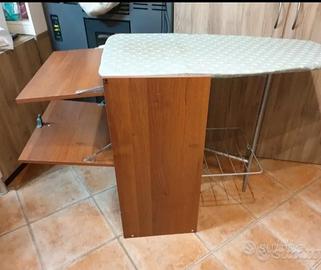 mobiletto per stirare