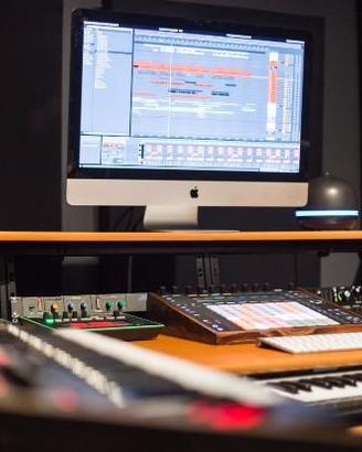 Ghost Producer tracce anonime e remix per dj