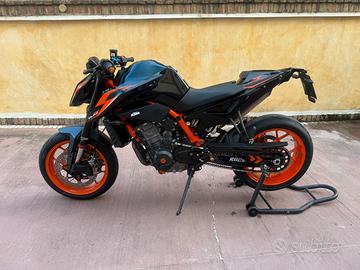 KTM Duke 890r 2022