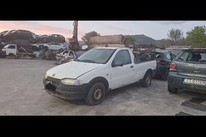 Fiat Strada 1.9 Diesel solo RICAMBI